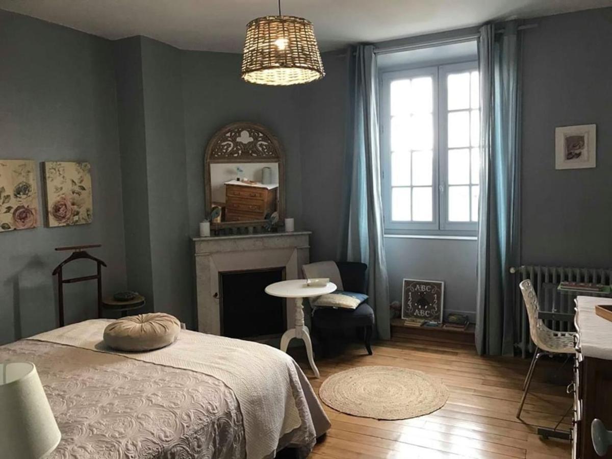 Le Compostelle Chic, Charme, Confort, Cocooning 80 M² Saint-Léonard-de-Noblat Exterior foto